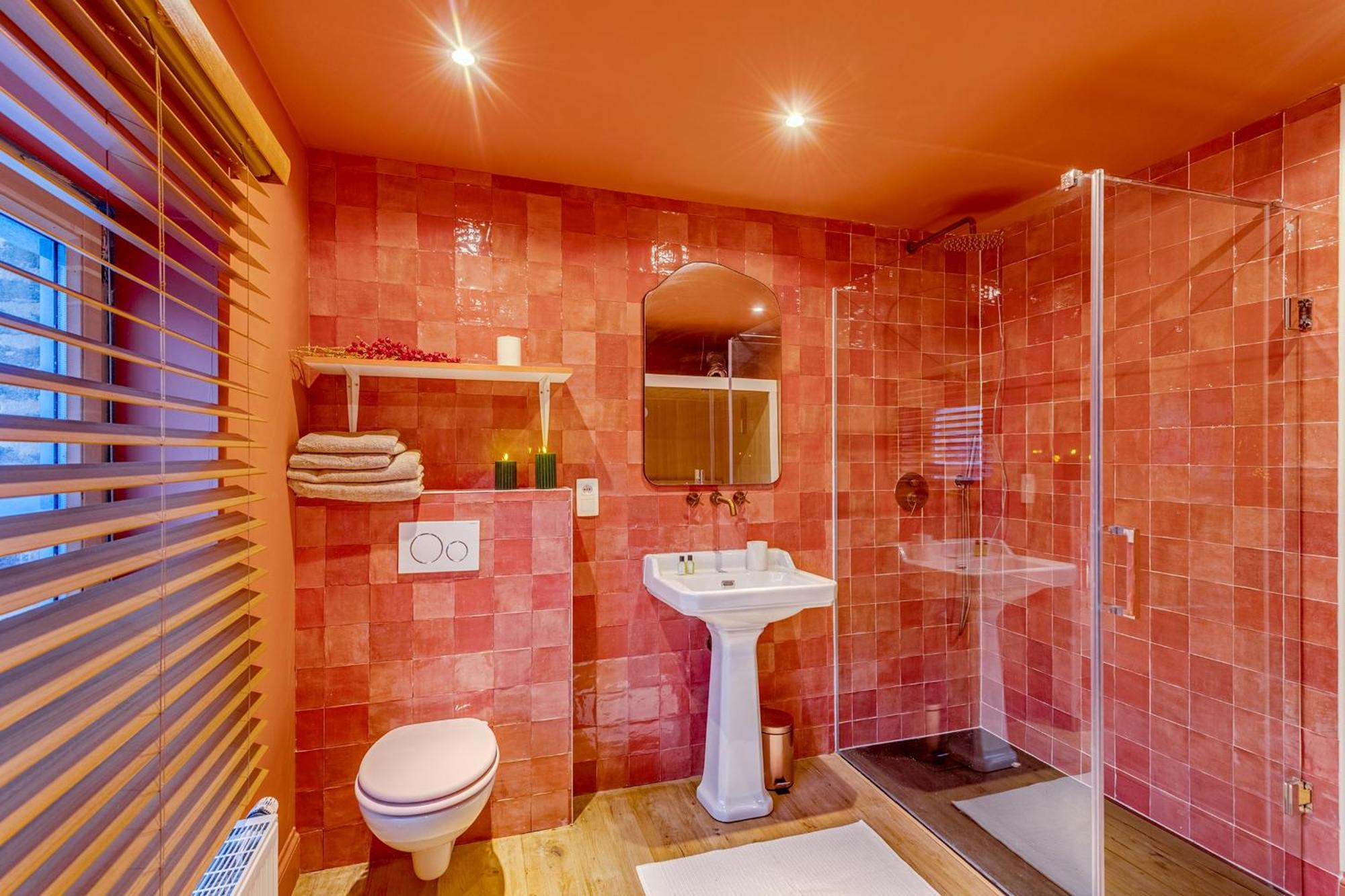 Romantic Escape And Wellness At Miss Tinguett In