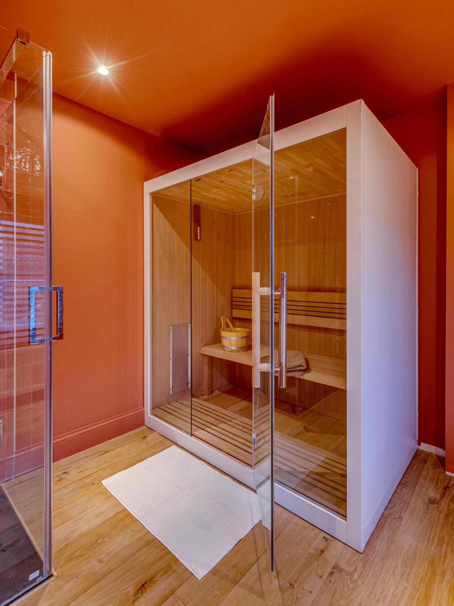 Romantic Escape And Wellness At Miss Tinguett In Privatunterkunft *